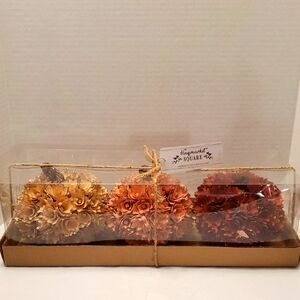 ⭐️Haymarket Square Floral Pumpkin Decor